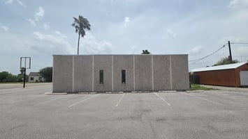 3886510