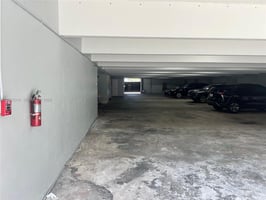 13822900