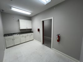 9800189