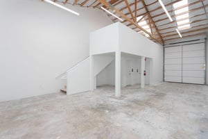 3851334