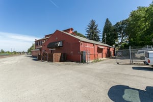 2211663