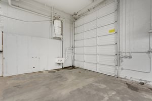 3208303