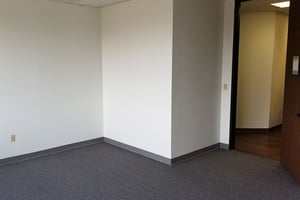 756837