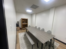 8049098