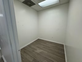 2983559