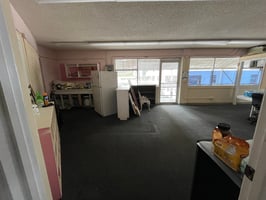 3135381