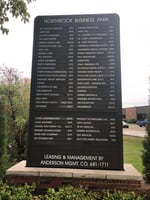 1364773