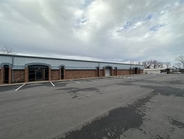921571