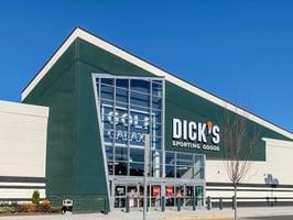 10589530