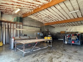 3168385