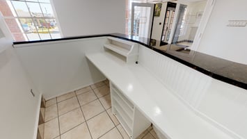 564958