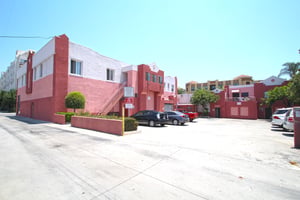 2944243