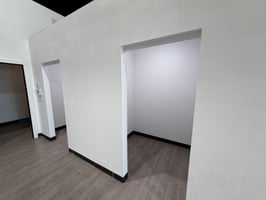 3885262