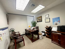 10904951