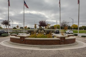 3906532