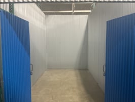 10729403