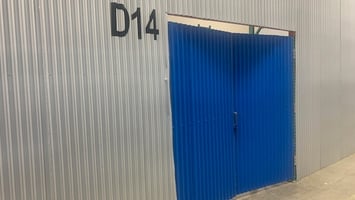 10729413