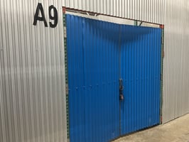 10729418