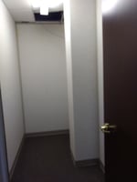 827907