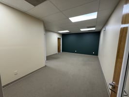10686445