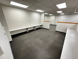 860464
