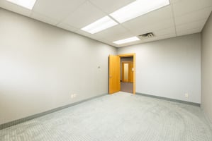 4625596