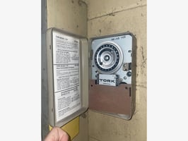 2864114