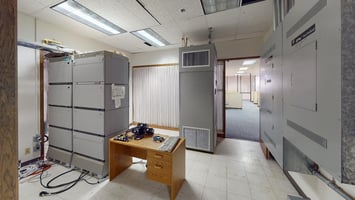 4928687