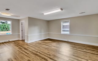 9509370