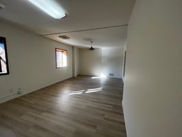 9851605
