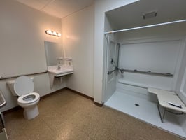 1715711