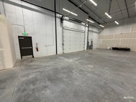 13764985