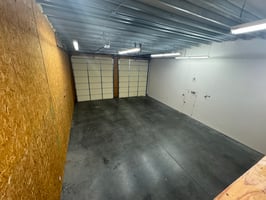3860574