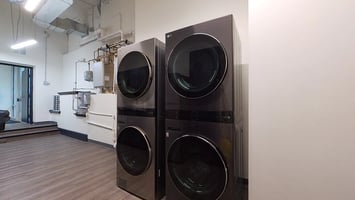 7107580