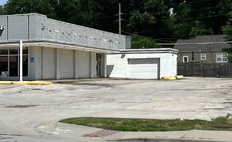 8832006