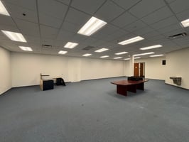 10518773