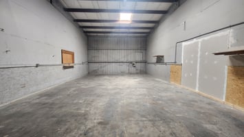 2118064