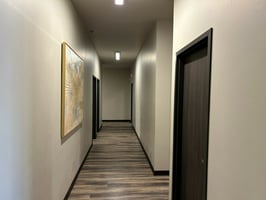 13601637