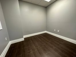 10430604