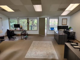 10585421
