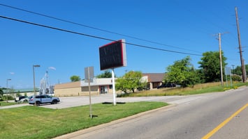 6083133