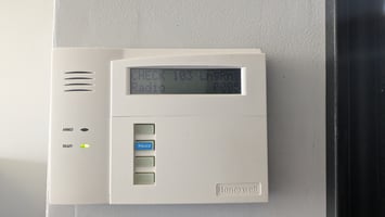 2986488