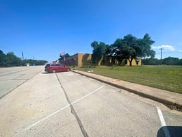 3167121
