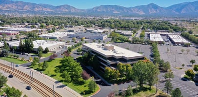 11095578