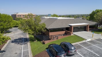 518436