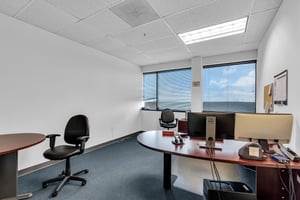 6569785
