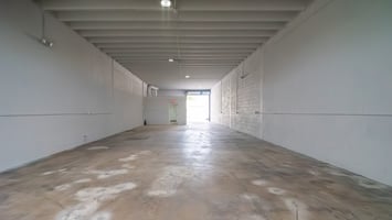 10357884