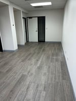 1645400
