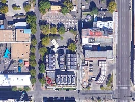 7093598