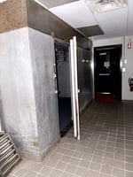13595647